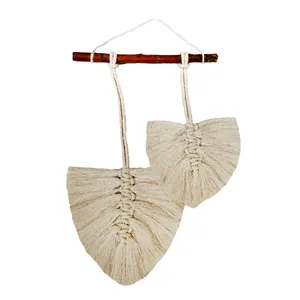 آویز تزیینی هود اِستور مدل LeaVes