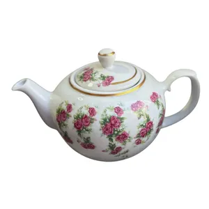 قوری مدل سولماز گنجایش 900 میلی لیتر