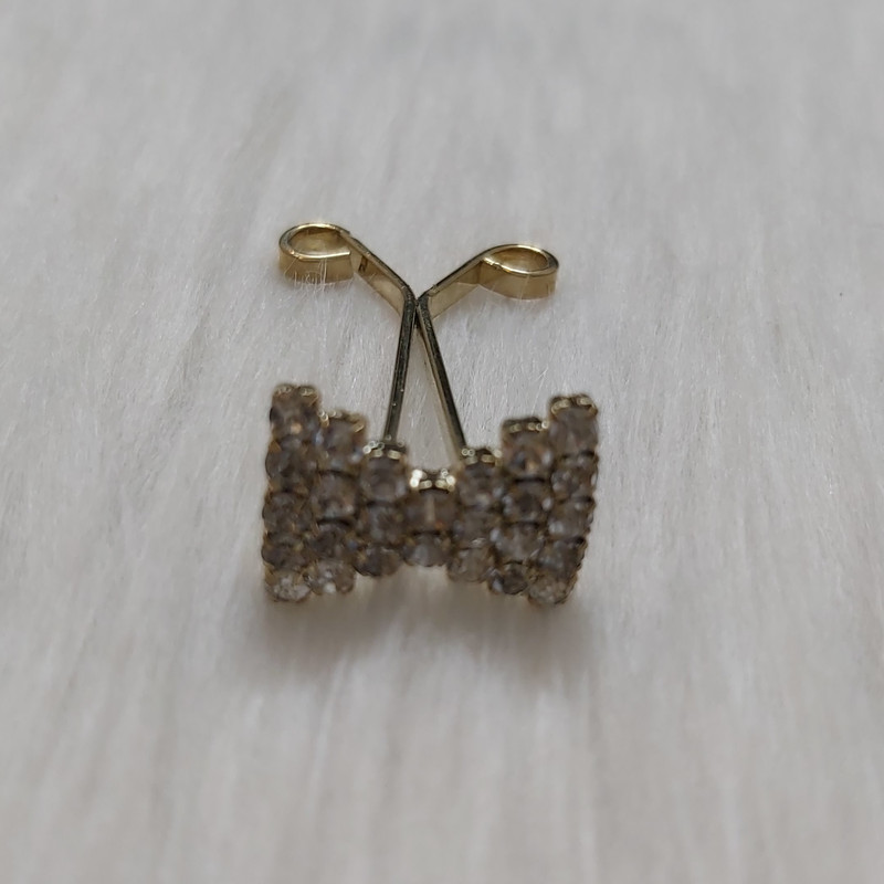 گیره روسری مدل یو طرح پاپیون کد papi110