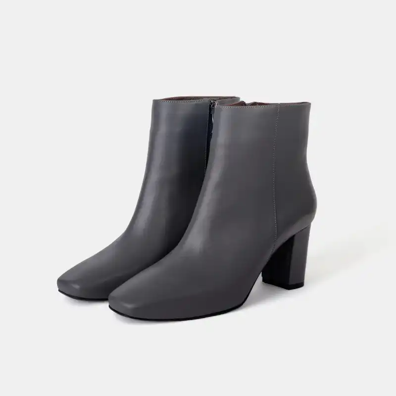 نیم بوت زنانه چرم نفیس مدل 42000114