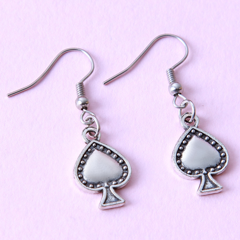 گوشواره دخترانه مدل فانتزی کد GZN_056 گوشواره دخترانه مدل فانتزی کد GZN_056