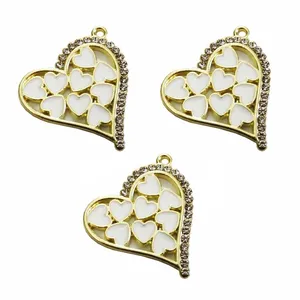 آویز گردنبند دخترانه مدل قلب نگین دار کد 77 بسته 3 عددی