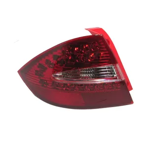 چراغ عقب چپ روی گلگیر JAC J5 مدل 4133100U7101