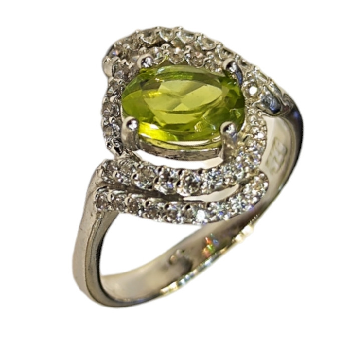 انگشتر نقره زنانه مدل سنگ زبرجد آفریقایی کد 4003 انگشتر نقره زنانه مدل سنگ زبرجد آفریقایی کد 4003