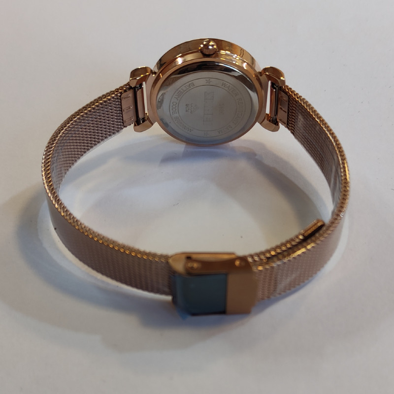 ساعت مچی عقربه ای زنانه اسکمی مدل 1330RZG