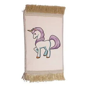 فرش ماشینی دیوارکوب مدل یونیکورن کد 35