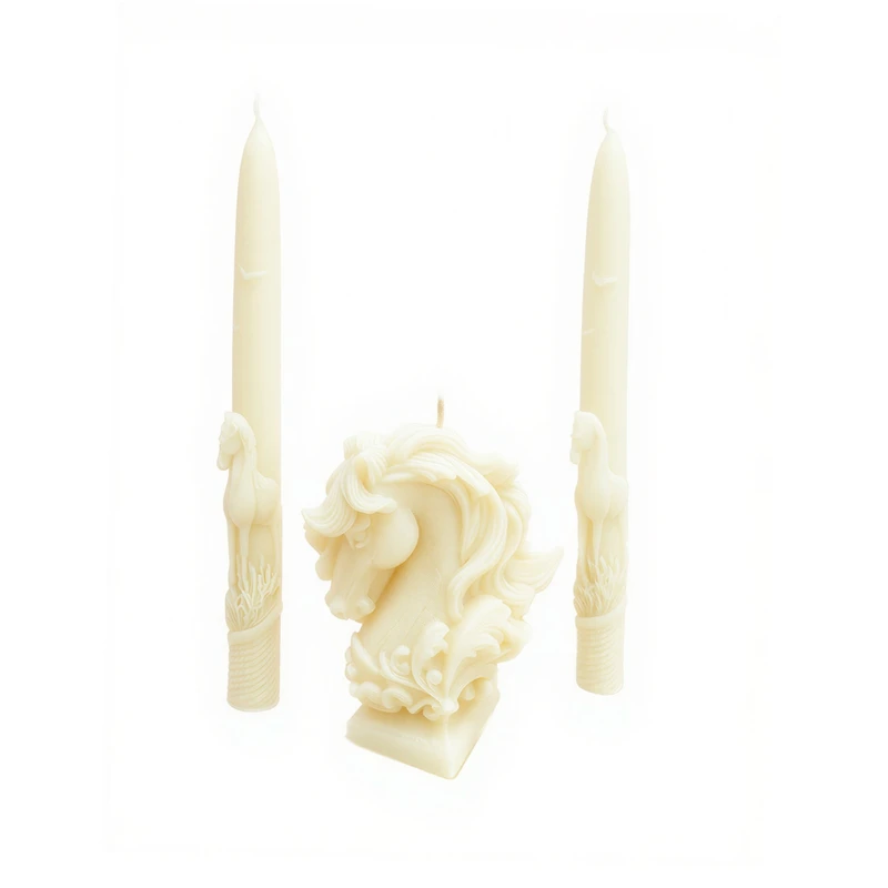 شمع دست‌ ساز بدون‌ بو مدل اسب آرجنتو زمان اتمام 4 ساعت مجموعه 3 عددی