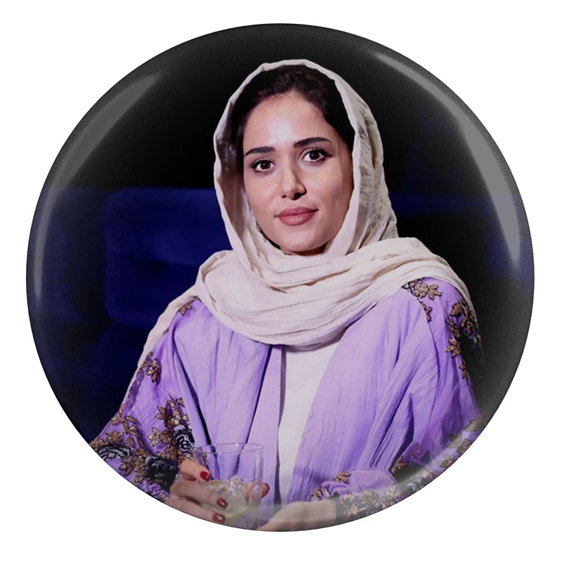 مگنت طرح بازیگر پریناز ایزدیار مدل S8397