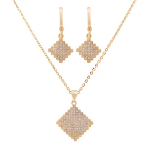 نیم ست زنانه مدل لوزی کد M3067