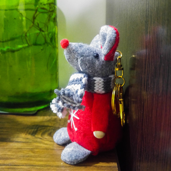 آویز عروسکی مدل موش سرمایی