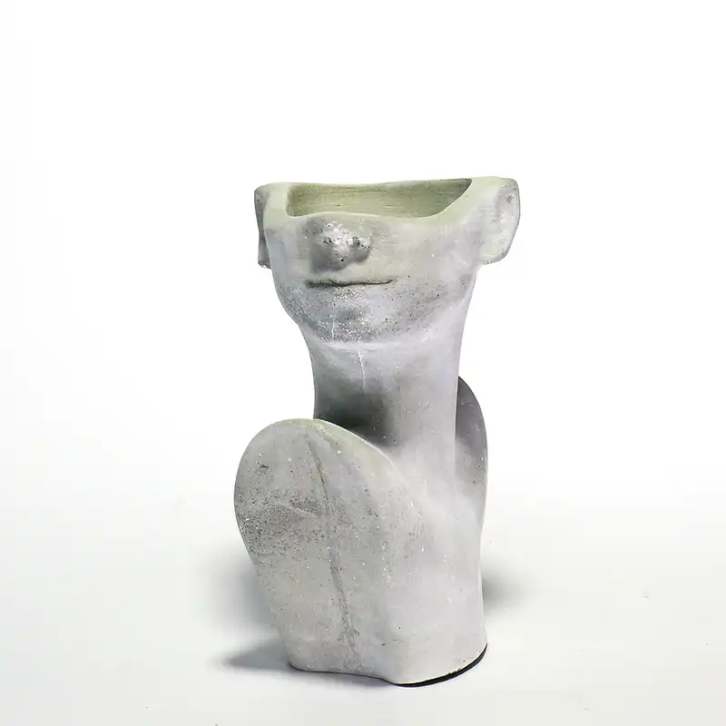 گلدان بتنی مدل نیم رخ کد KB111