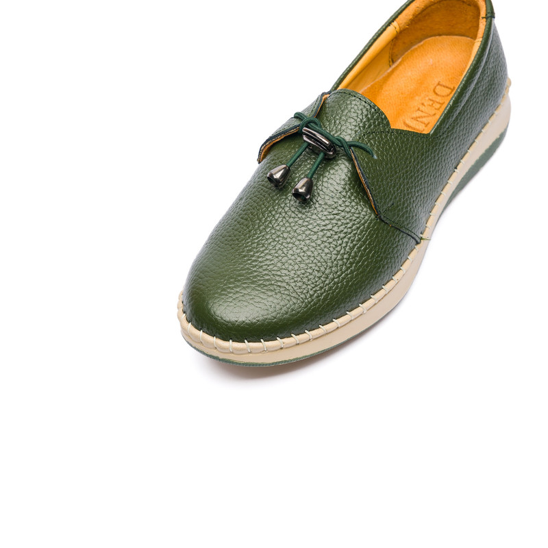 کفش طبی زنانه مدل تمام چرم رنگ یشمی