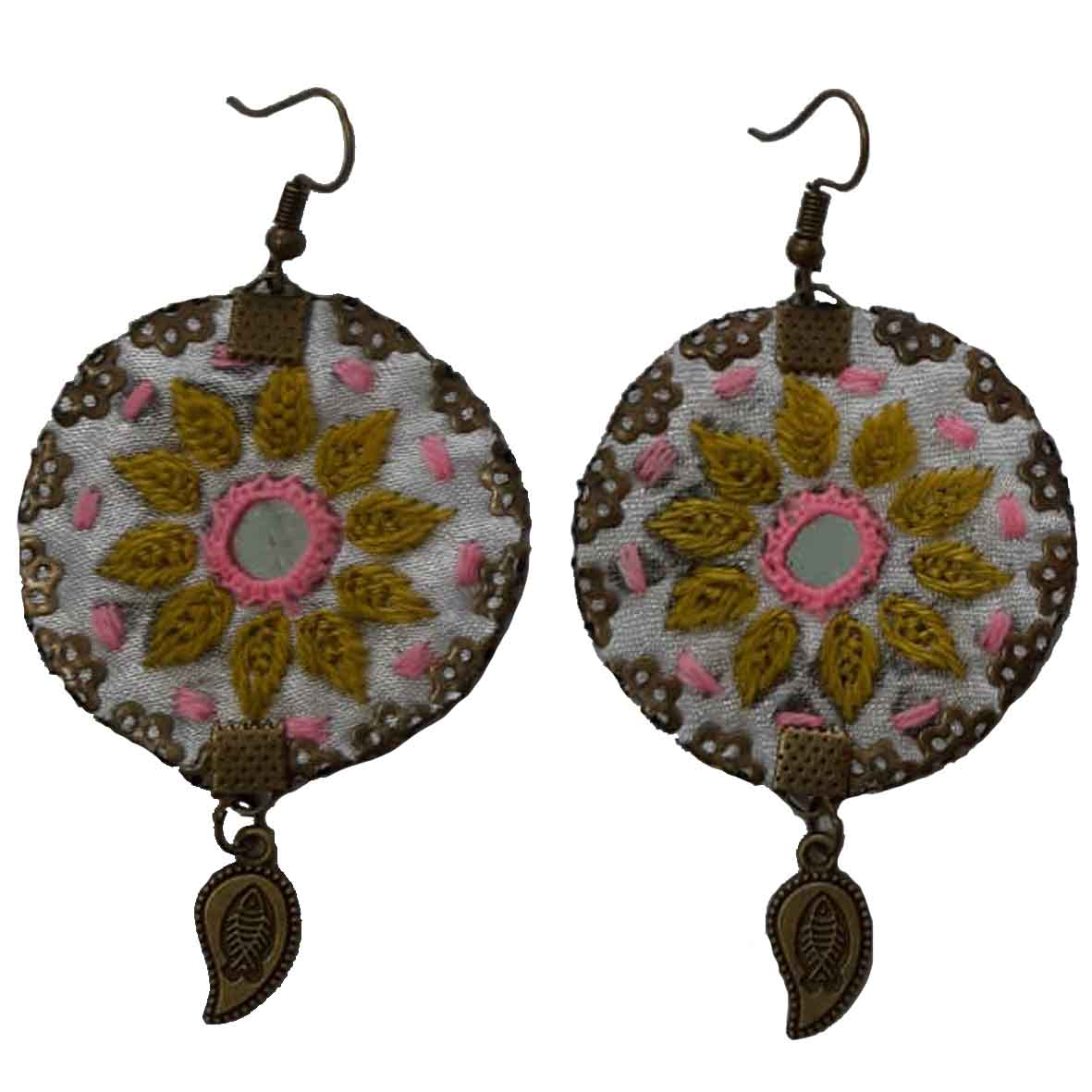 گوشواره سوزن دوزی کد B52