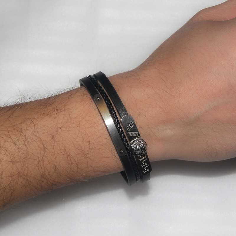 دستبند مدل v1