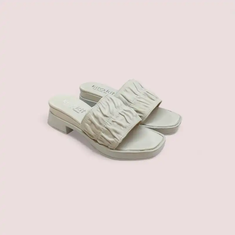 صندل زنانه مدل AYCEL