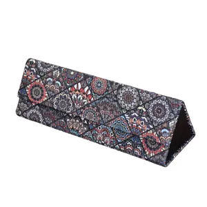 قاب عینک سی دا مدل مثلثی کد J03004