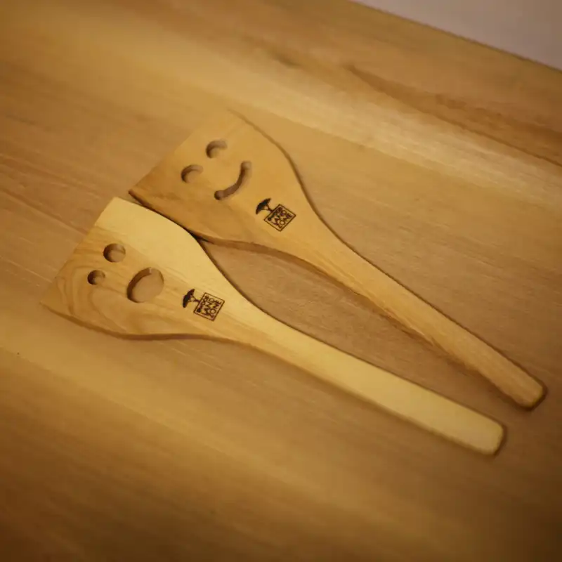 کفگیر چوبی وودلندزون مدل ایموجی مجموعه 2 عددی