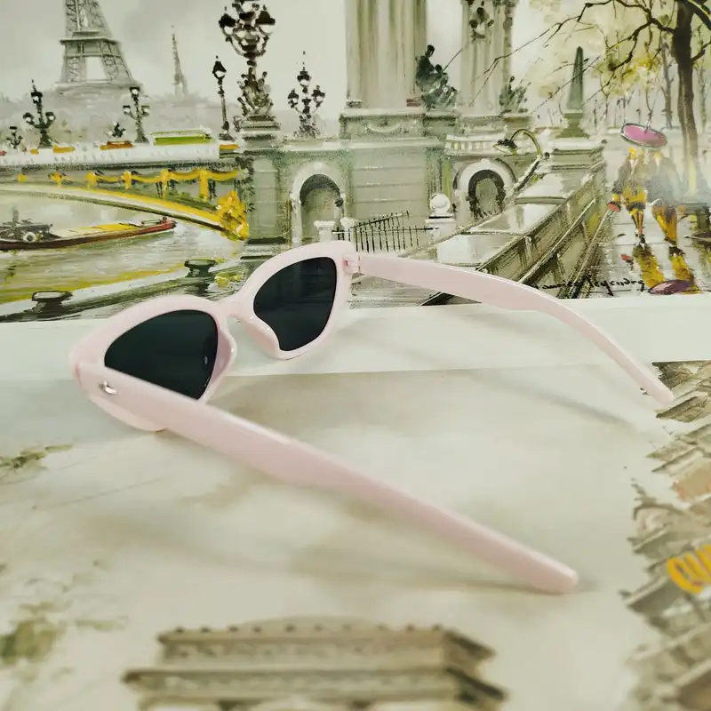 عینک آفتابی بچگانه مدل CH2 کد P