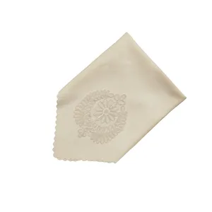 دستمال سفره مدل مخمل طرح دانتل دار 