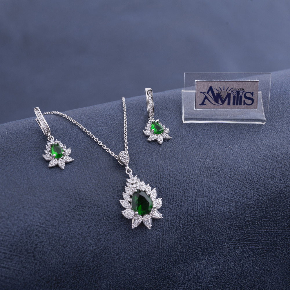 نیم ست نقره زنانه مدل زمرد AMT-N204