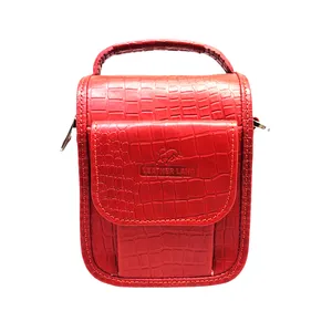 کیف رودوشی مردانه سرزمین چرم مدل 301007
