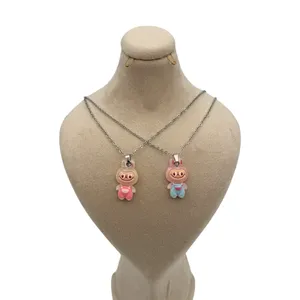 گردنبند دخترانه مدل لبوبو شب تاب مجموعه 2 عددی
