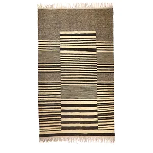 گلیم دستبافت پنج ونیم متری مدل دکوراتیو کد 140832