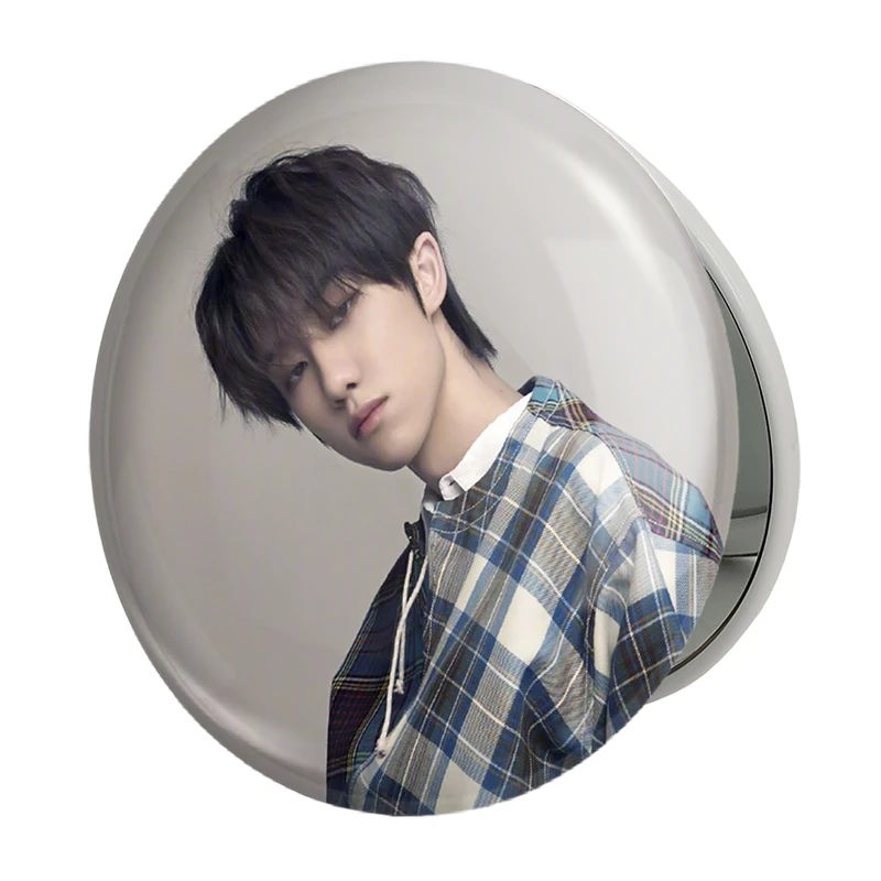 آینه جیبی خندالو طرح دی ایت گروه سونتین Seventeen مدل تاشو کد 21546 