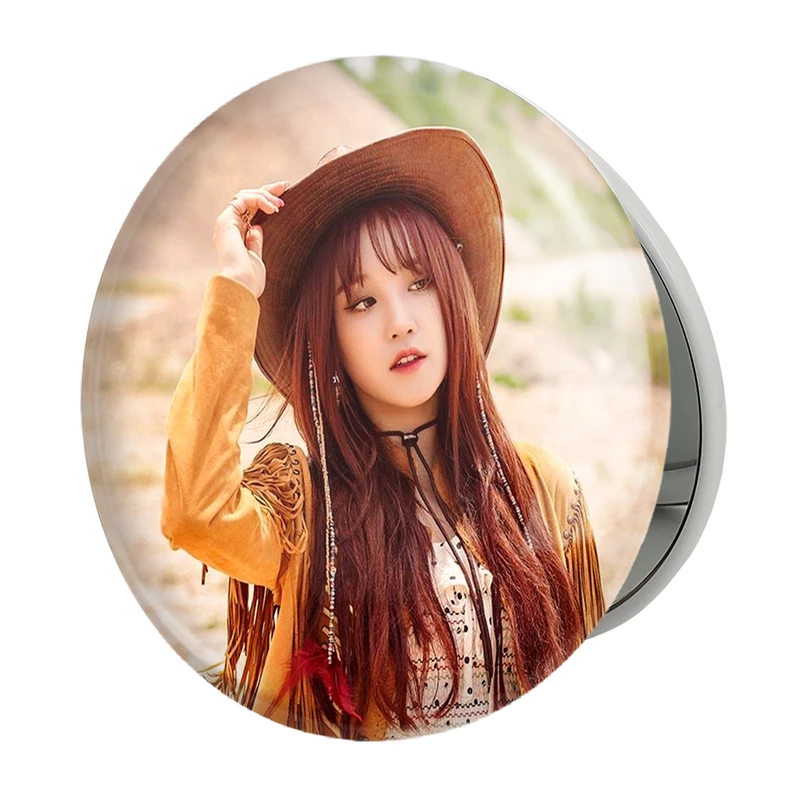 آینه جیبی خندالو طرح یوکی گروه جی آیدل مدل تاشو کد 12424 