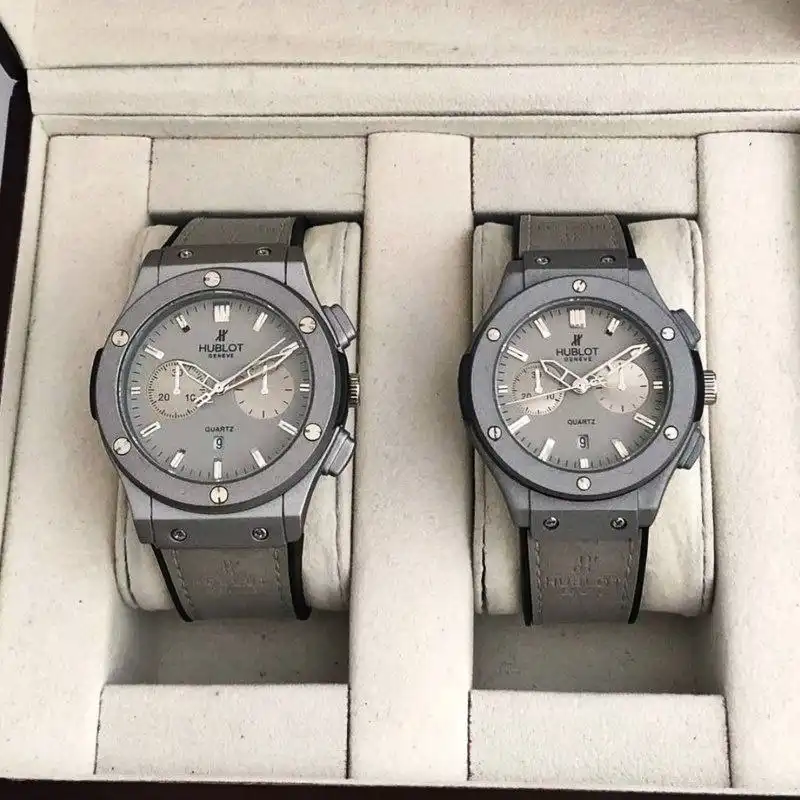 ست ساعت مچی عقربه ای زنانه و مردانه  مدل تک موتور ساده