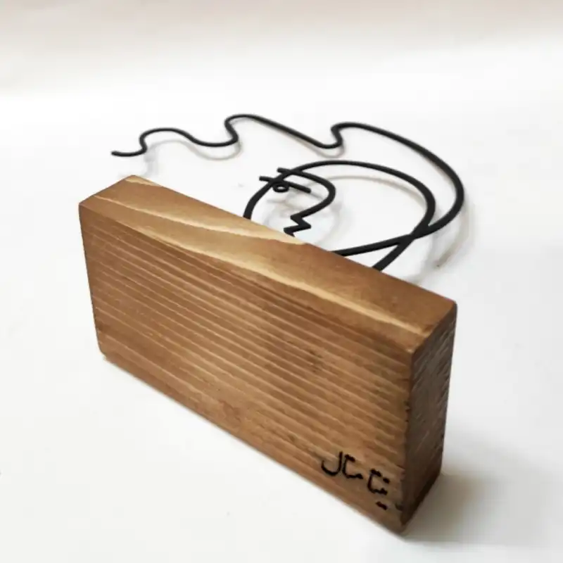 تندیس نیتا متال طرح ژورنالی کد 2