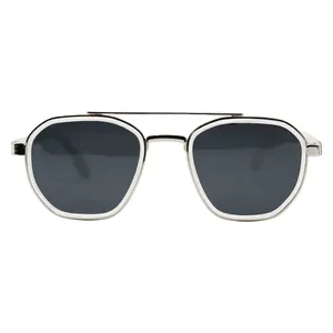 عینک آفتابی چند ضلعی پلاریزه لوسیانو مدل TR8021