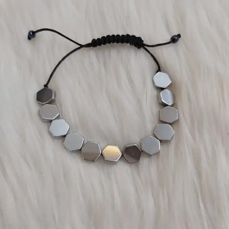 دستبند مدل حدید طرح شش ضلعی کد 111