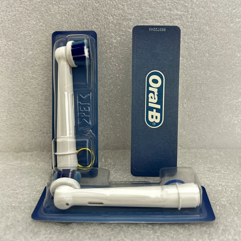 سری یدک مسواک برقی اورال-بی مدل Precision Clean سری یدک مسواک برقی اورال-بی مدل Precision Clean