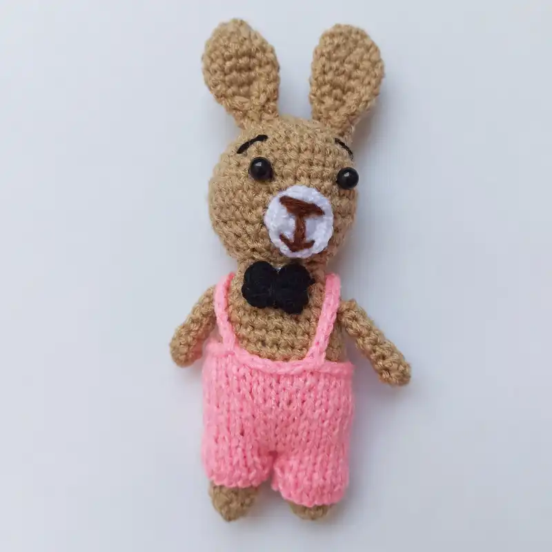 عروسک بافتنی مدل خرگوش طرح پسر کد 001