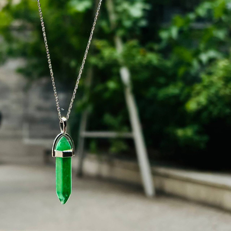 گردنبند مدل منشوری چاکرا