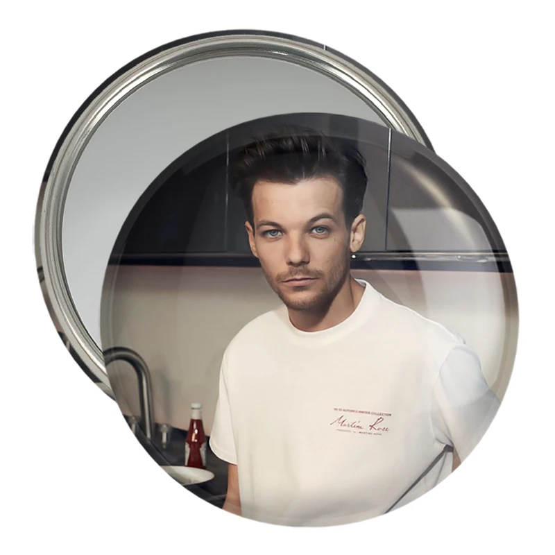 آینه جیبی خندالو مدل لویی تاملینسون گروه موسیقی وان دایرکشن One Direction  کد 18890