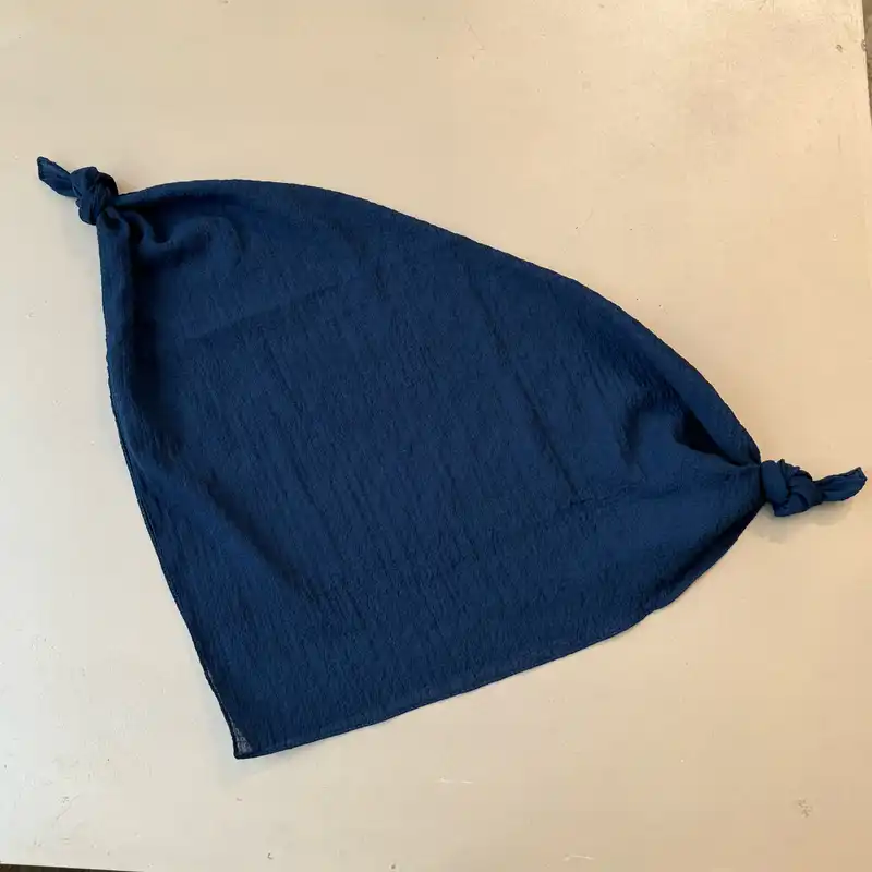 روسری زنانه مدل مینی اسکارف نخی ساده کد 3