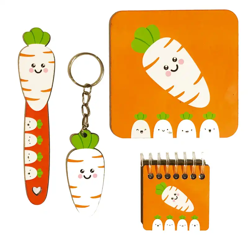 بسته لوازم تحریر طرح هویج کد W4 مجموعه 4 عددی