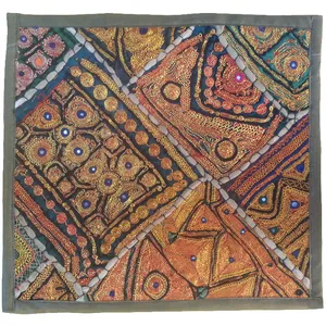 رومیزی سوزن دوزی مدل عسلی کد ZAR23