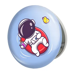 آینه جیبی خندالو طرح فضانورد مدل تاشو کد 25073 