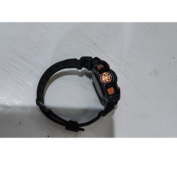 ساعت مچی دیجیتال بچه گانه مدل WE300