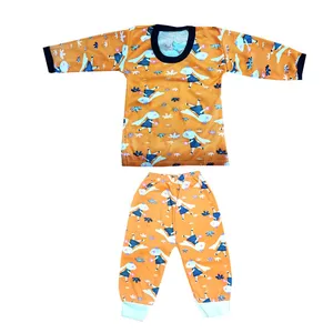 ست تی شرت و شلوار نوزادی مدل آدمک ناقلا کد ۱۴۰۴