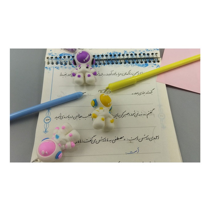 روان نویس مدل فضانورد