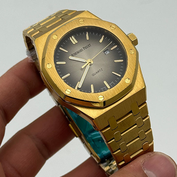 ساعت مچی عقربه‌ای مردانه کوارتز مدل 546