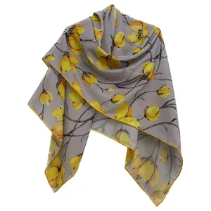 روسری زنانه مدل نخی چهارفصل قواره بزرگ کد 1582