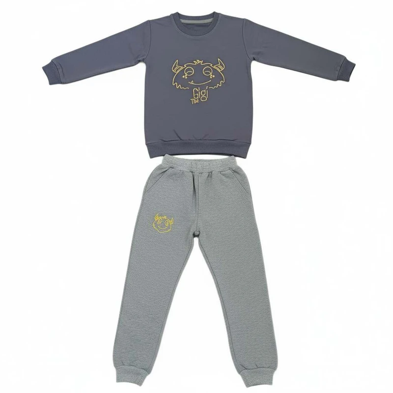 ست سویشرت و شلوار راحتی پسرانه مدل گلدوزی طرح Gigi کد 0033