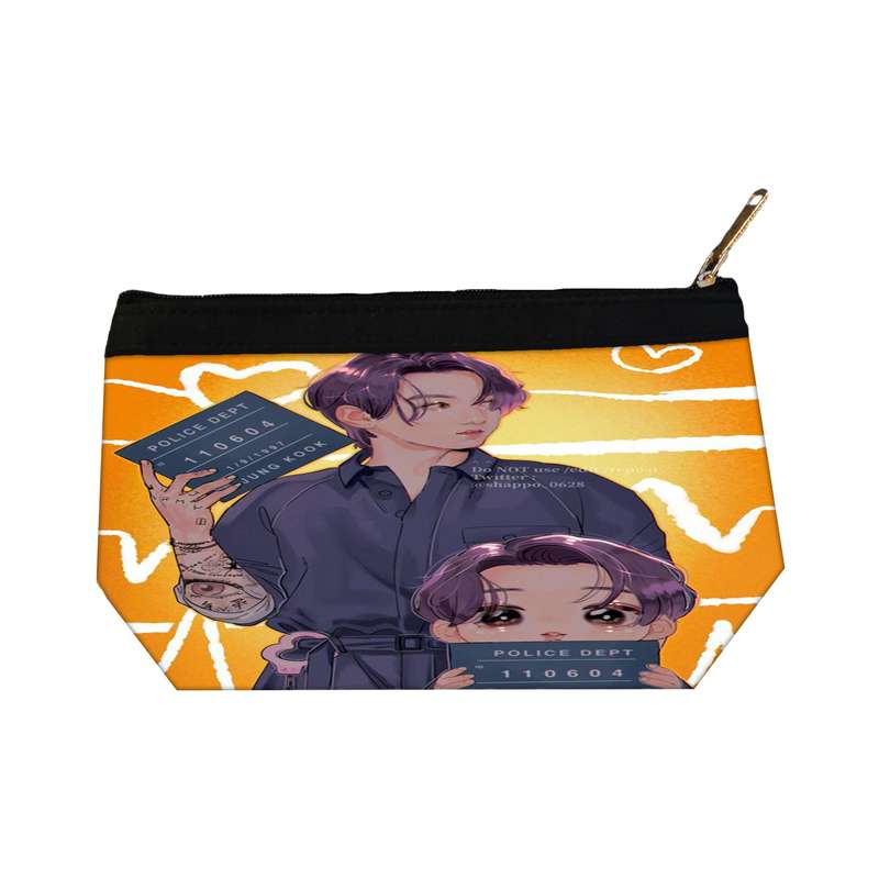 کیف لوازم آرایش زنانه مدل BTS کد 2384