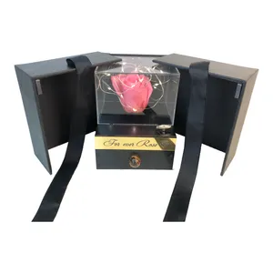 گل رز جاودان مدل مینی سوپرایزی موزیکال کوکی باریسه کد SP 005