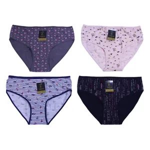 شورت زنانه مدل XXXL 1212 بسته 4 عددی